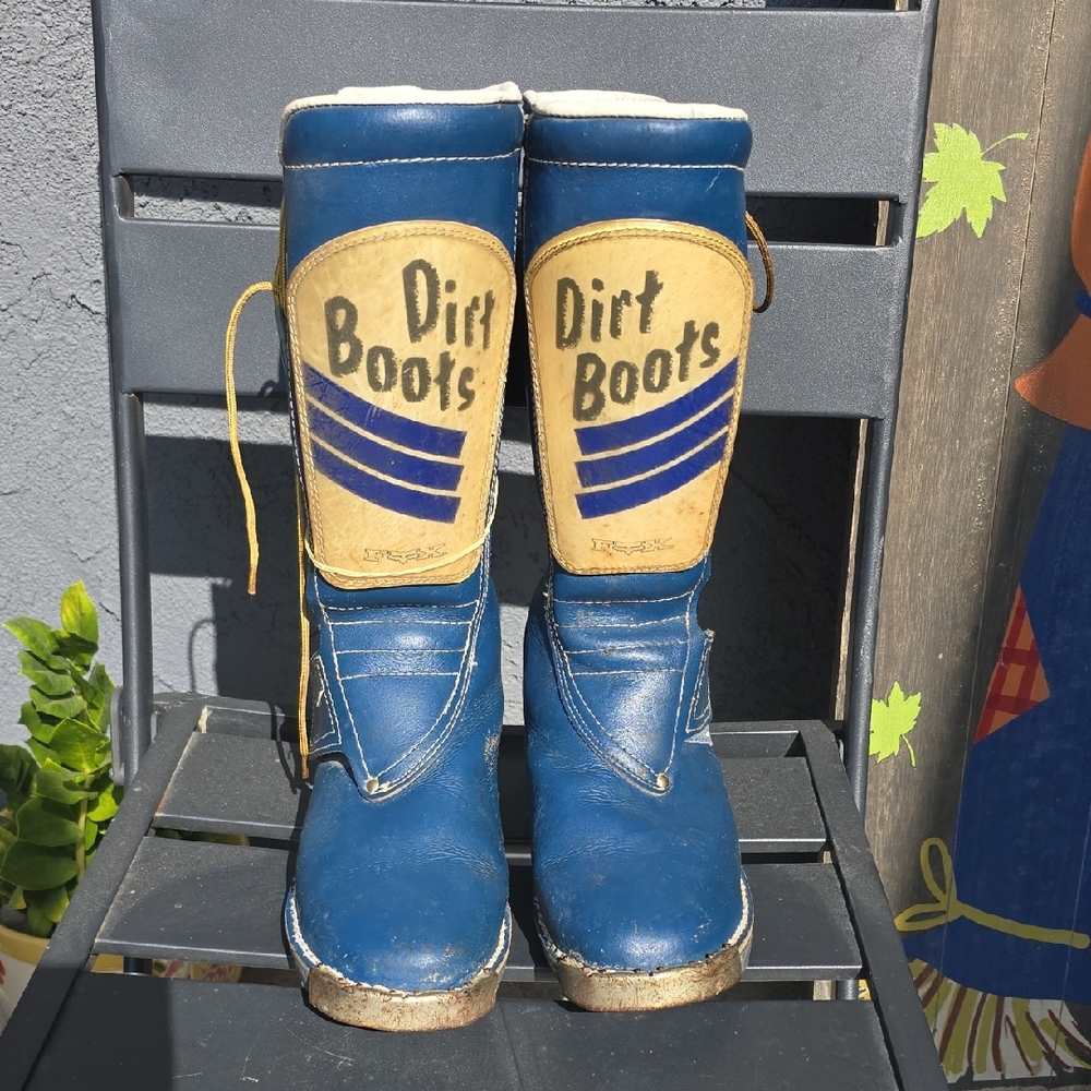 Fox Blue and Tan Dirt Boots
